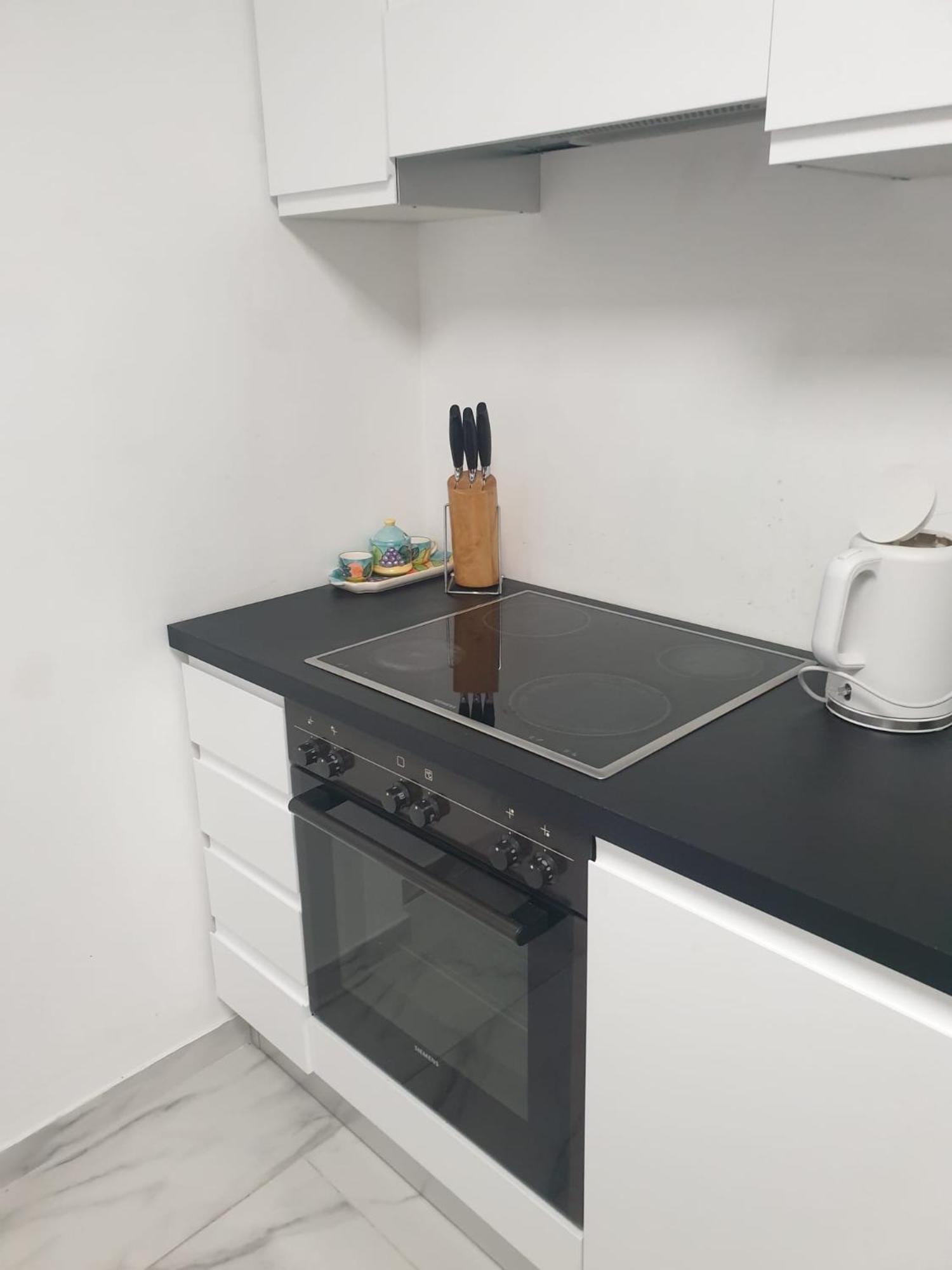 Lugano Lakeview Apartment With Self Check-In & Private Parking On Request Exterior photo